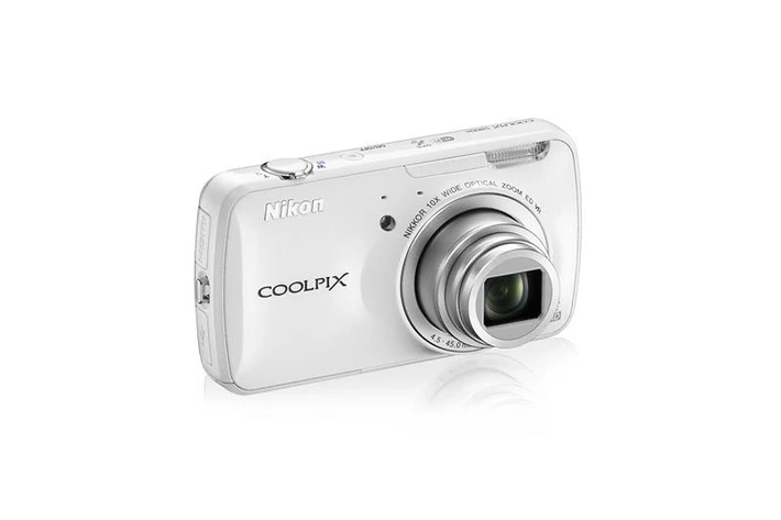 Nikon Coolpix S800c