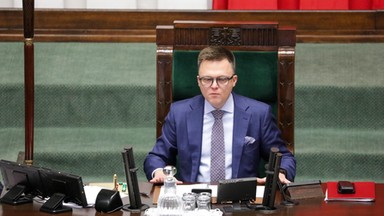 Zamieszanie dotyczące głosowania. Szymon Hołownia zmienia zdanie