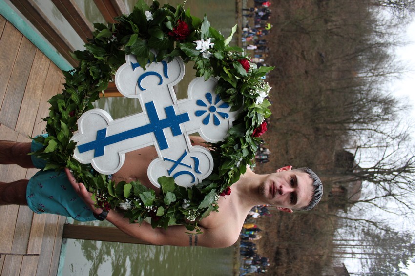 Valjevo, plivanje za časni krst 2024, pobednik Matija Vukosavljević