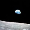 Fotografija Zemlje iz prve misije na Mesec sa ljudskom posadom "Apolo 8" koja je u lunarnu orbitu ušla 24. decembra 1968.