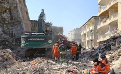 Turek ze słynnego zdjęcia: Miałem tylko tytoń i wodę. Zapalałem papierosy od baterii od pilota