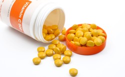 Czy witamina C hamuje rozwój raka? 6 najpopularniejszych mitów