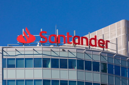 "Rz": Santander rozważa wycofanie się z Polski. Bank zaprzecza