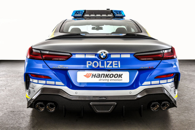 Policyjne BMW M850i AC Schnitzer