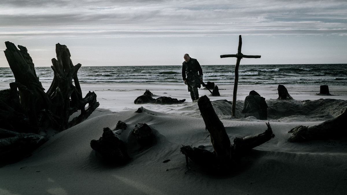 Opowieść o średniowiecznym misjonarzu nawracającym pogan na odciętej od świata wyspie i historia grupy dzieci ocalonych z obozu koncentracyjnego, które trafiają do prowizorycznego sierocińca w opuszczonym pałacu – trzeci dzień gdyńskiego festiwalu zdominowały filmy o historii z mocno podkreślonym autorskim głosem.