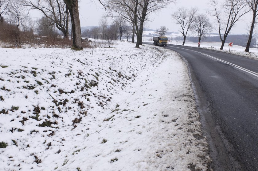 Obalali jej krocze i podpalili. Zmarła, a morderców nikt nie szuka