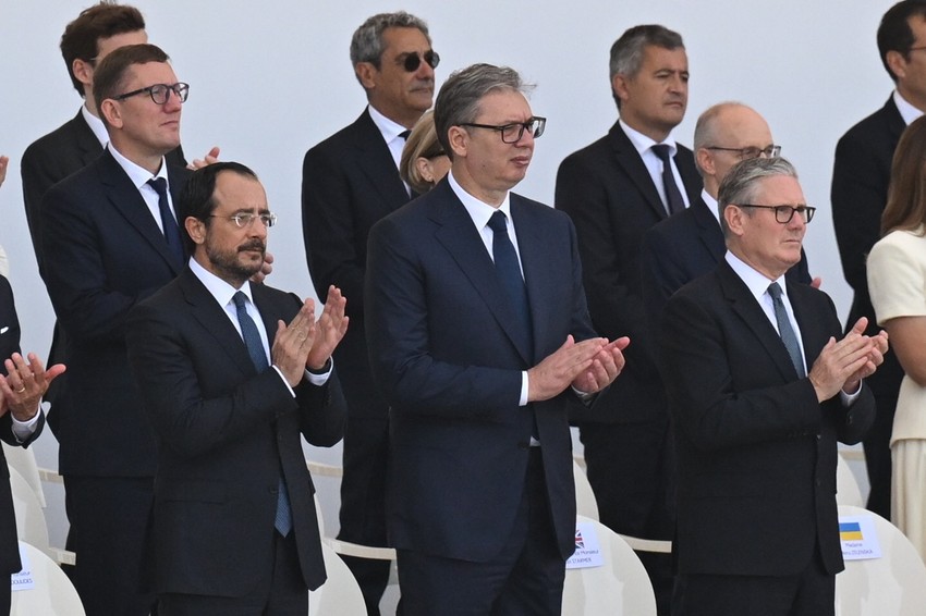Vučić na vojnoj paradi u Francuskoj
