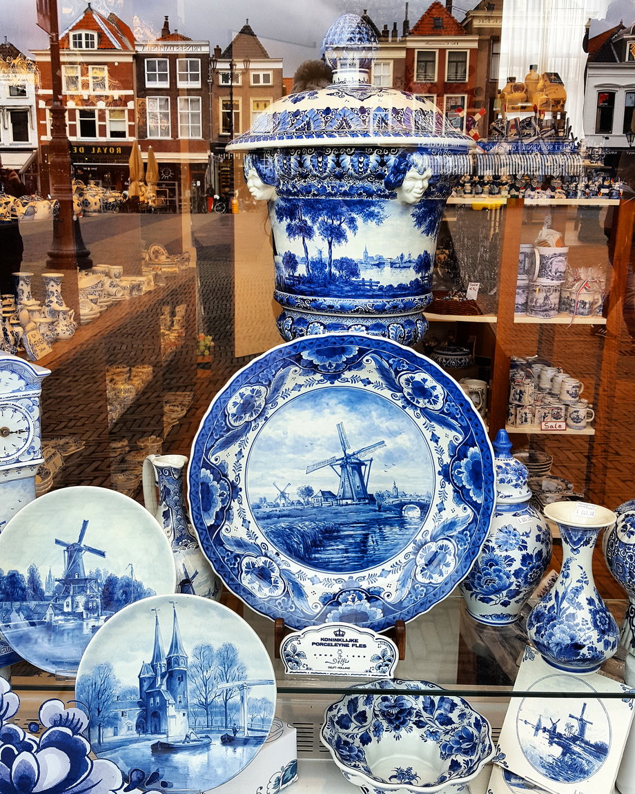 Ścienna porcelana z Delft.