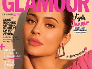 Jöhet a karácsony: Megjelent a decemberi szám Kylie Jennerrel a címlapon!