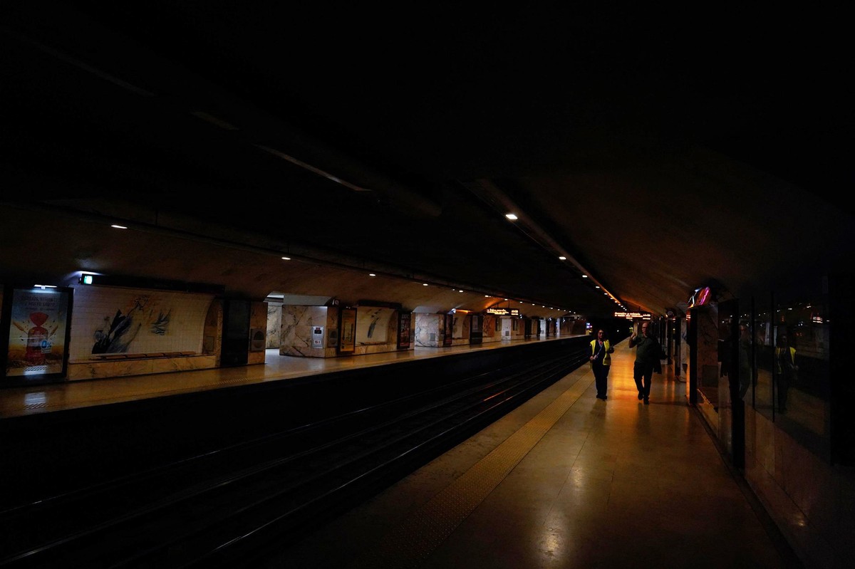 Causes of the April Blackout disclosed in the report