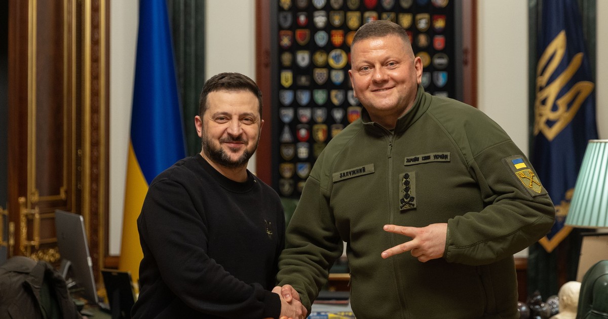 Leválthatják az ukrán elnököt? Az oroszok elleni háború sikeres tábornoka lehet Zelenszkij kihívója