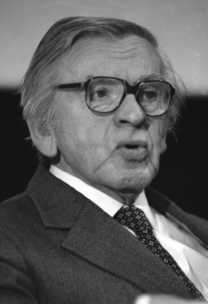 Divadelný, filmový a televízny herec a spisovateľ Jozef Kroner.