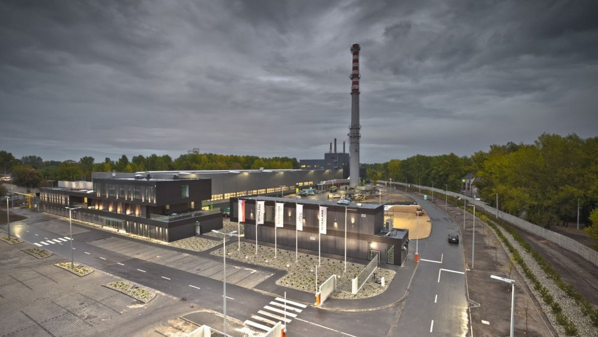 150 osób znalazło pracę w nowo otwartej fabryce wełny mineralnej w bytomskiej dzielnicy Bobrek. To jeden z najnowocześniejszych tego typu zakładów w Europie.