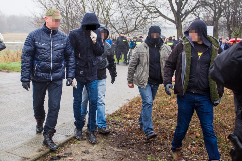 Policja zatrzymała Rutkowskiego i jego ludzi