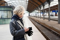 Awaria sieci trakcyjnej. Utrudnienia na trasie do Warszawy