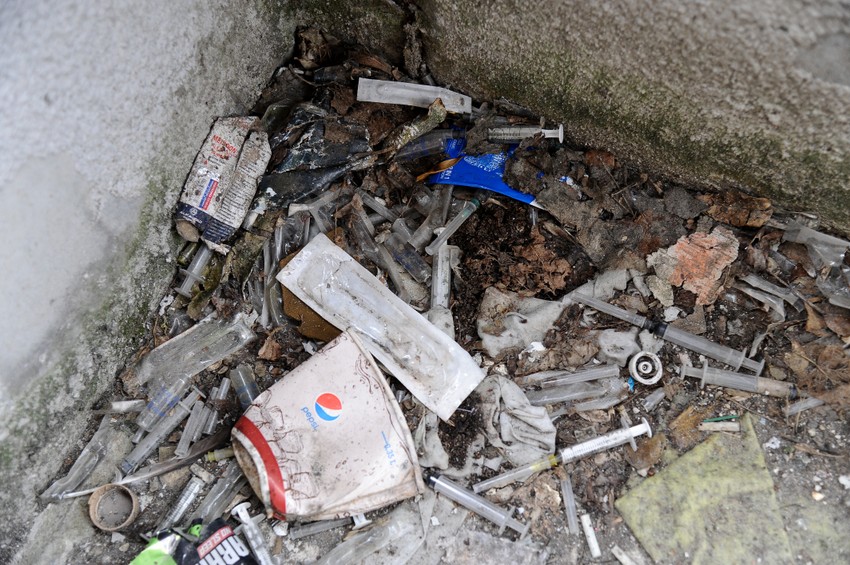 Iskorišćeni spricevi i igle