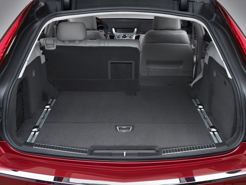 Długi, czerwony i muskularny