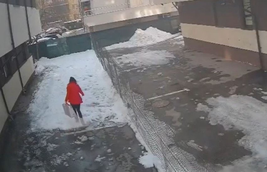 Trenutak pre pada snega