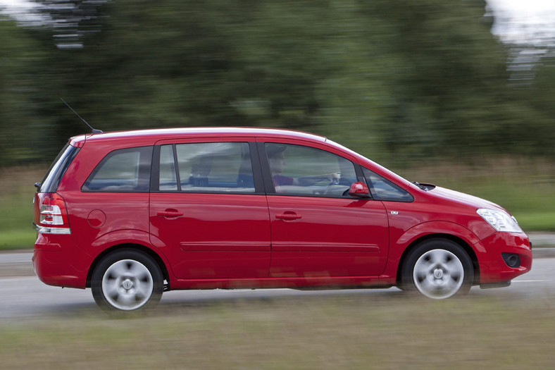 Opel Zafira B (2005-15) - cena od 15 500 zł