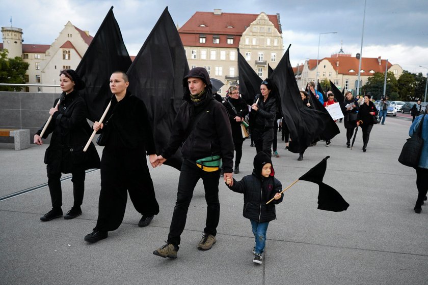 Kobiety wyszły na ulice. Protesty w całej Polsce