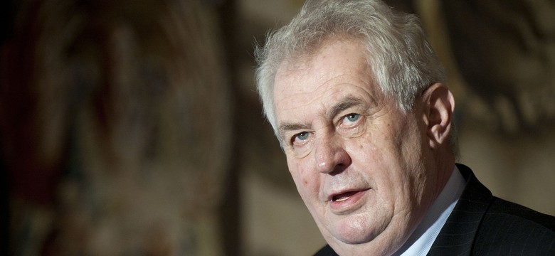 Zeman apeluje: Unia Europejska powinna zamknąć granice przed migrantami