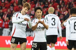 Morishita i Gual katami Widzewa. Legia kończyła mecz w dziewiątkę