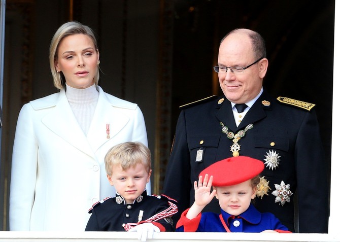 Princeza Šarlin sa suprugom i decom