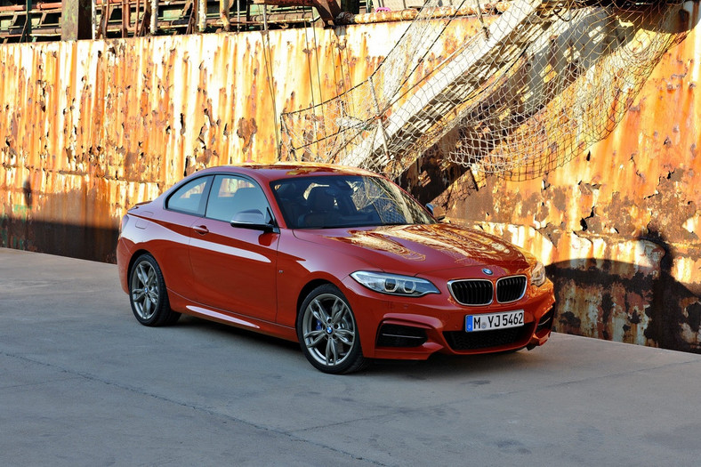 BMW M235i