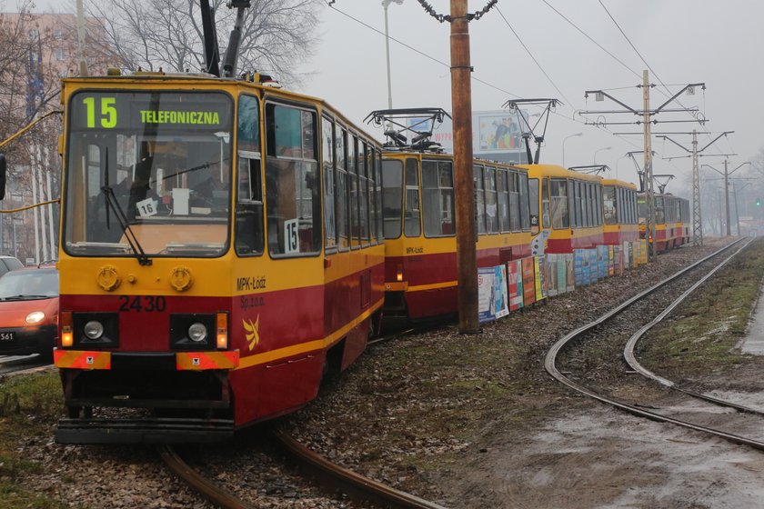 Wykolejenie tramwaju na Rzgowskiej 