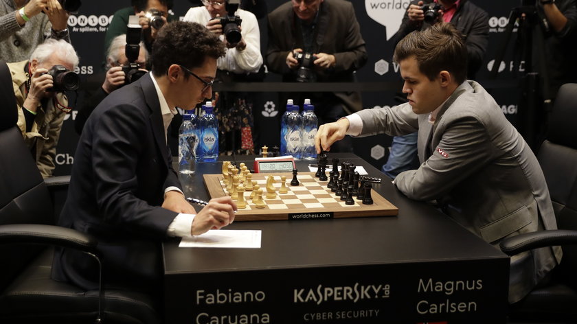 Mistrzostwa w szachach błyskawicznych rozpoczną się 26 grudnia w Warszawie.