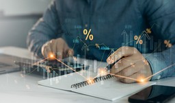 już w 2026 roku będzie bat na nieuczciwych pracodawców. za każdy dzień spóźnienia z wypłatą trzeba będzie doliczyć odsetki