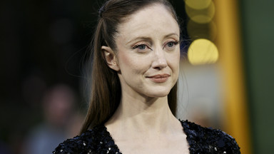 Andrea Riseborough: od "ziemniaka" w warszawskim autobusie po najgłośniejsze nazwisko Oscarów