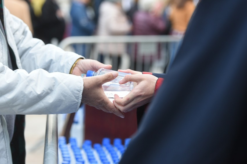 Voda sa Kalemegdana, navodno,  isceljuje bolesti očiju, ekceme na koži i licu, ali i druga oboljenja