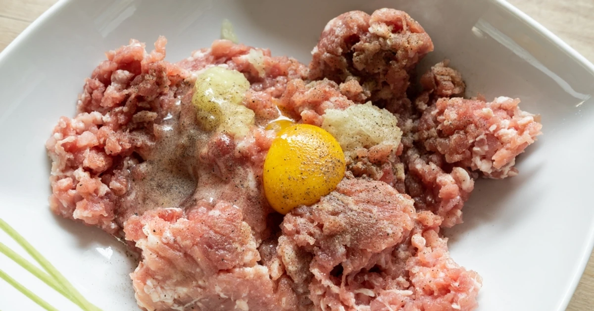 Najlepsze mięso na kotlety mielone? Wychodzą idealne, już nigdy nie zrobicie ich inaczej