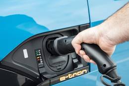 W projekcie zmian o cenach prądu dopłaty do aut elektrycznych