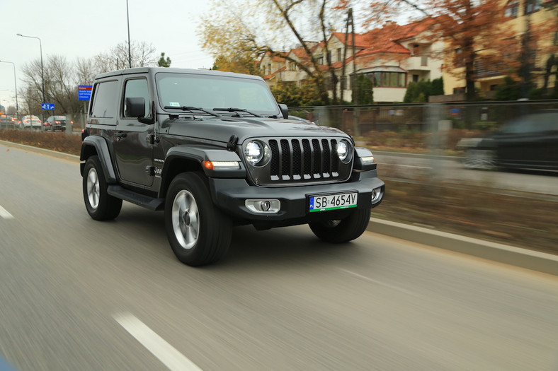 Jeep Wrangler Sahara nie tylko na pustynię TEST