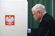 Jarosław Kaczyński głosuje w wyborach parlamentarnych, 13.10.2019