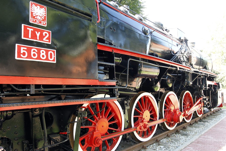 Lokomotywa O Masie 200 T Ruszyła Ze Stacji Zabytkowa lokomotywa Szenkuś - Wiadomości