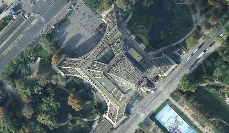 Ajfelova kula u Parizu