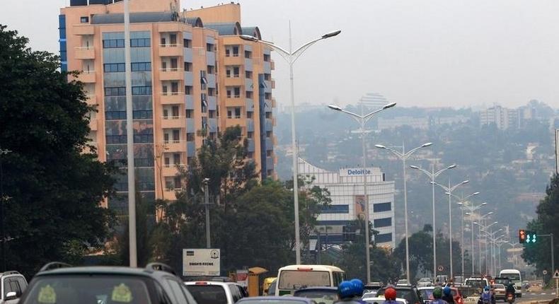 Traffic builds up on the main street on the eve of a referendum as Rwandans will vote to amend its Constitution to allow President Paul Kagame to seek a third term in Rwanda capital Kigali, December 17, 2015. REUTERS/James Akena