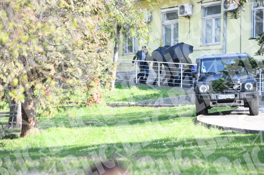 Dečak ubica izveden iz bolnice