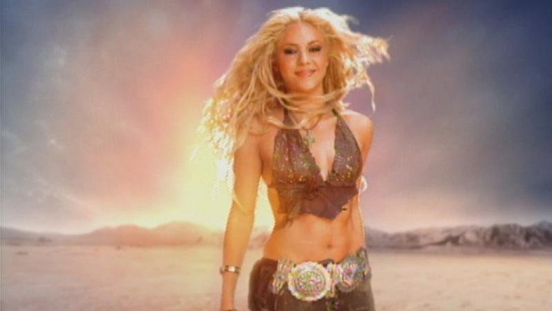 Shakira - mija 20 lat od wydania hitu  "Whenever, Wherever" 