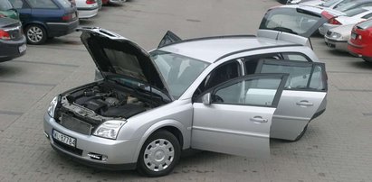 Kupujesz używane auto? Sprawdzaj je, gdzie tylko się da