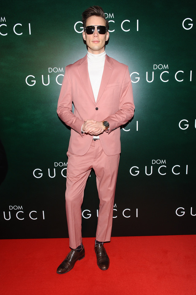 Michał Mikołajczak na polskiej premierze filmu "House of Gucci"