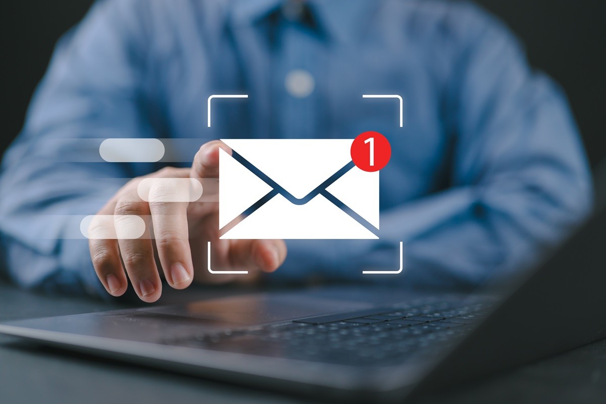 Czy można wypowiedzieć umowę o pracę mailowo?