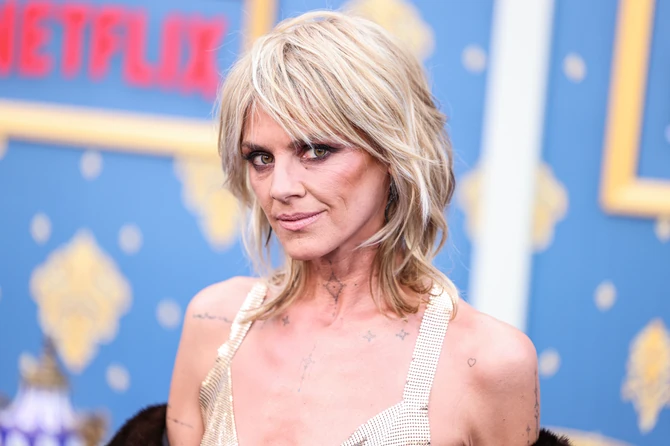 Eliza se jako promenila od kada je igrala simpatičnu stažistkinju