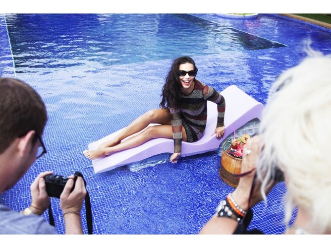 Adriana Lima w kampanii Vogue Eyewear wiosna/lato 2015