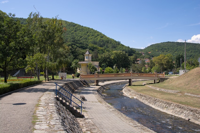Poznata je i kao "kraljevska banja", jer su je posećivali članovi dinastija Obrenović i Karađorđević