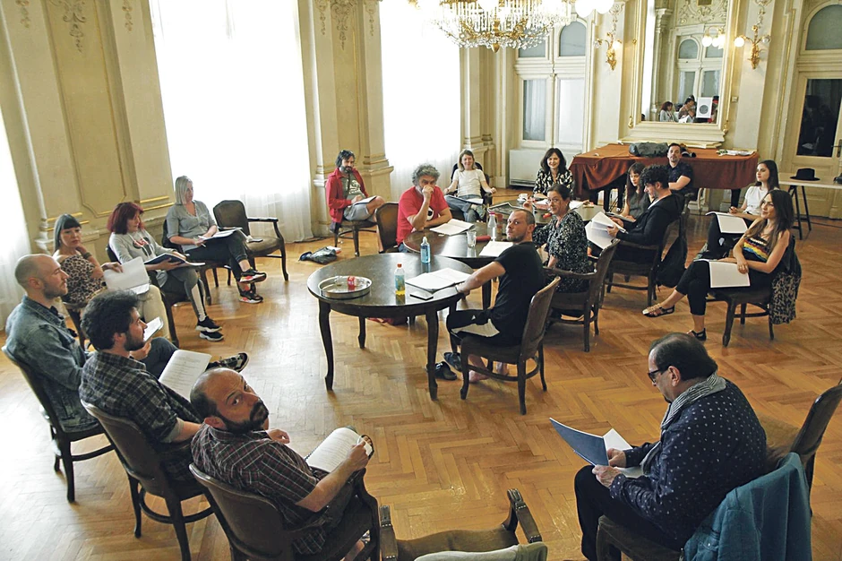 Dočekana sam baš srdačno, otvoreno,u dobrom raspoloženju ansambla,kaže proslavljena rediteljka