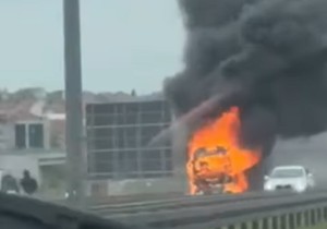 Gori kamion kod Straževice